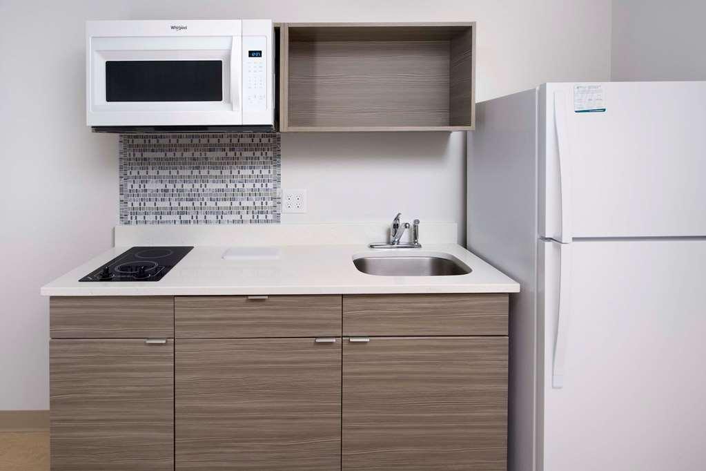Woodspring Suites Seattle Everett Værelse billede